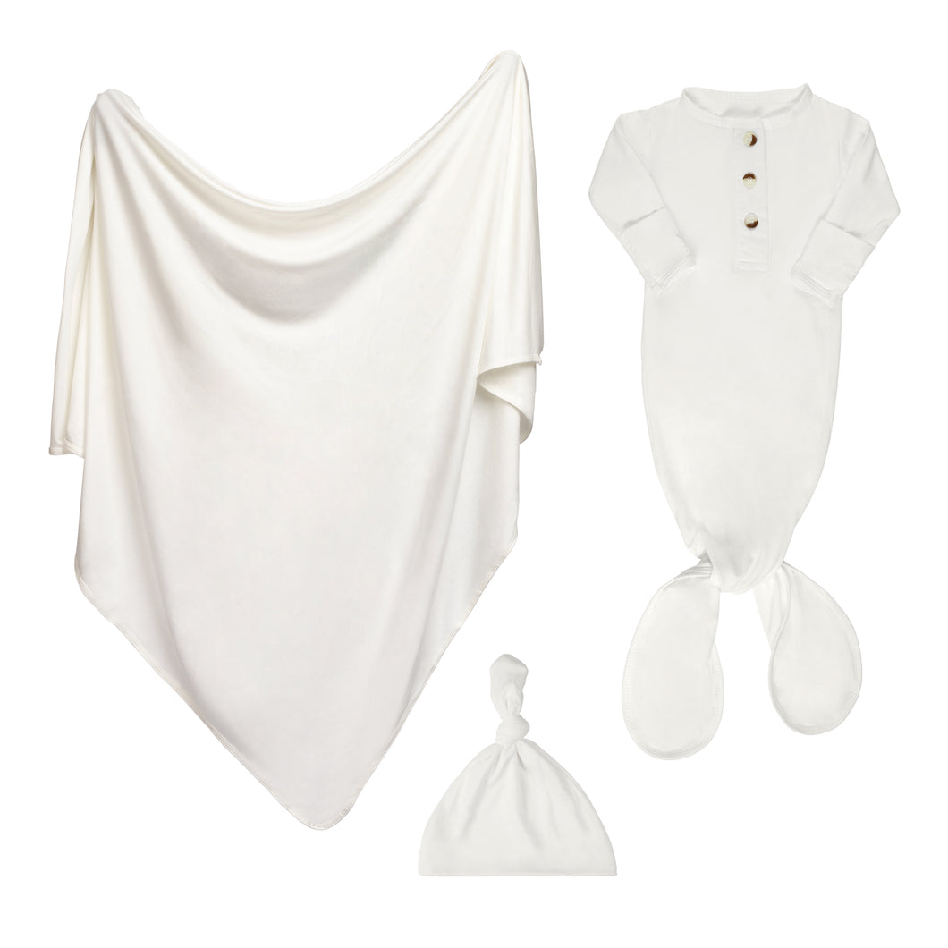 Newborn Swaddle Bundle - White-ELIVIA & CO.