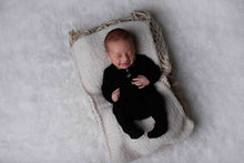 Load image into Gallery viewer, Top + Bottom - Black-ELIVIA &amp; CO.
